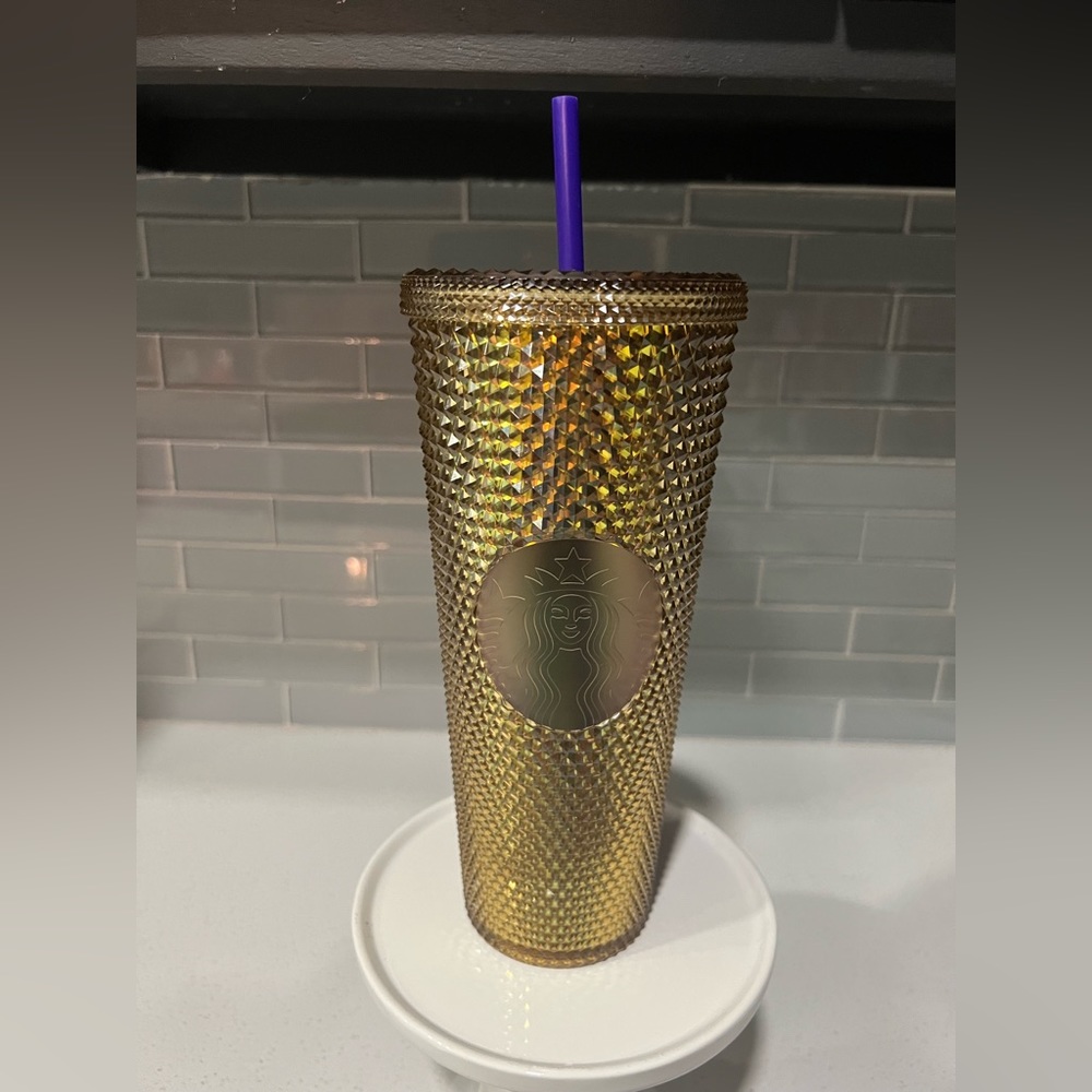 NEW UW 2022 Studded Venti Starbucks Cup